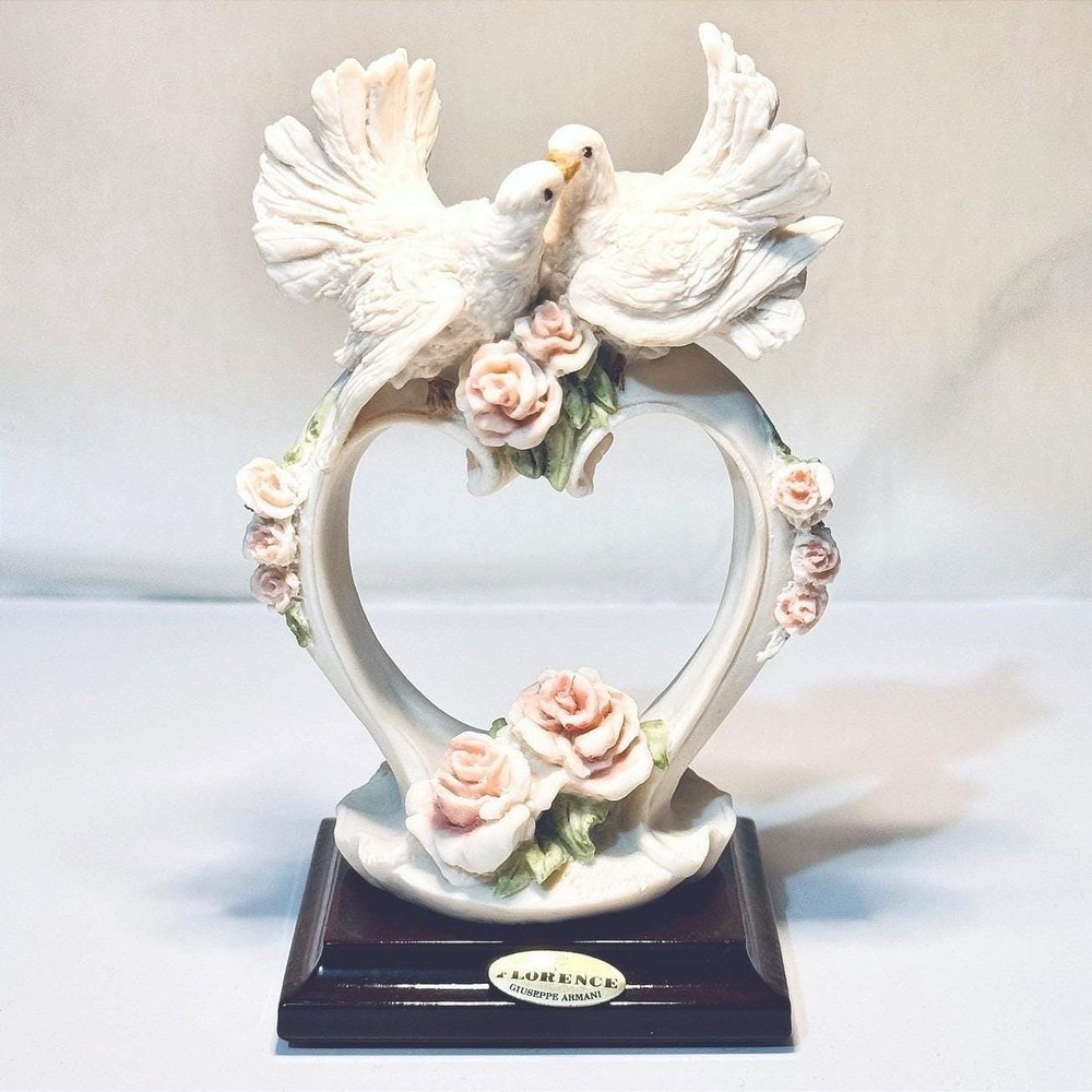 Giuseppe Armani Florence Love Birds Heart Figurine 1998 Italy Capodimonte N Rose